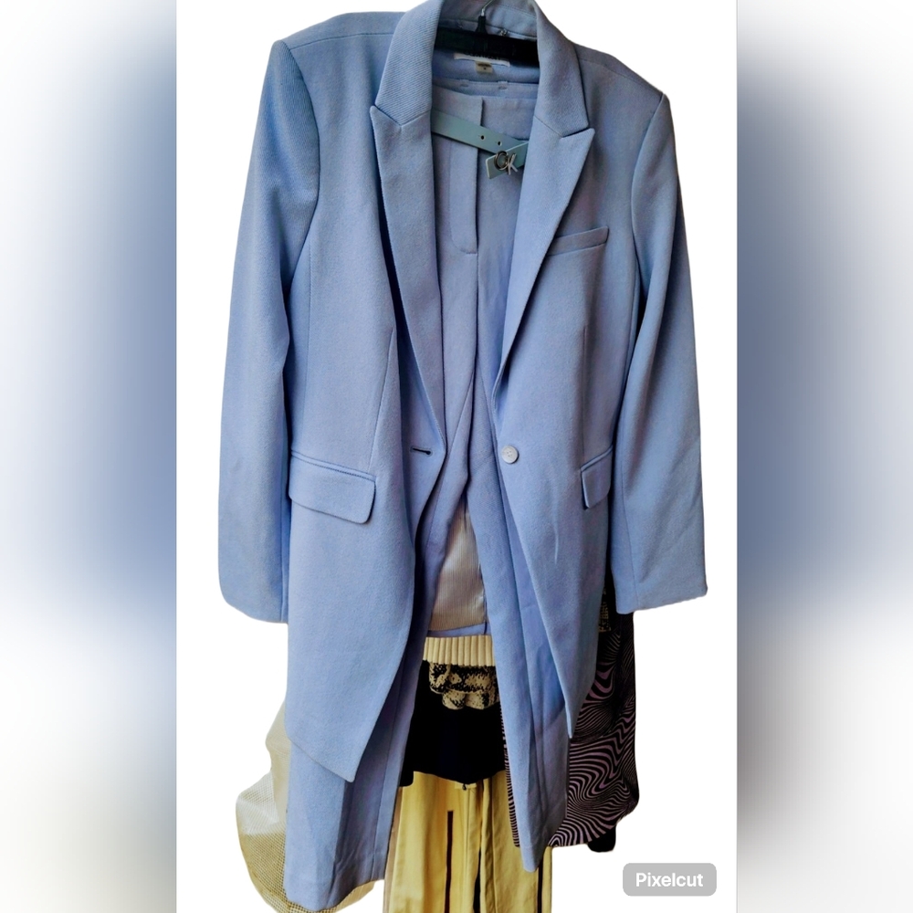 Woman's Blue Blazer and Pants. New ! No tags Will Fit Size 6